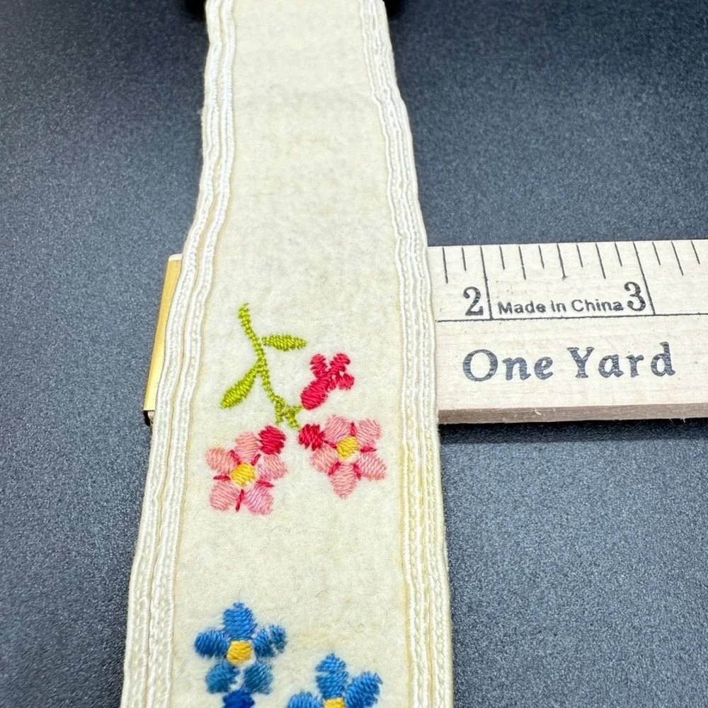 Vintage Handmade Womens Belt 33